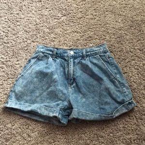 Light wash shorts